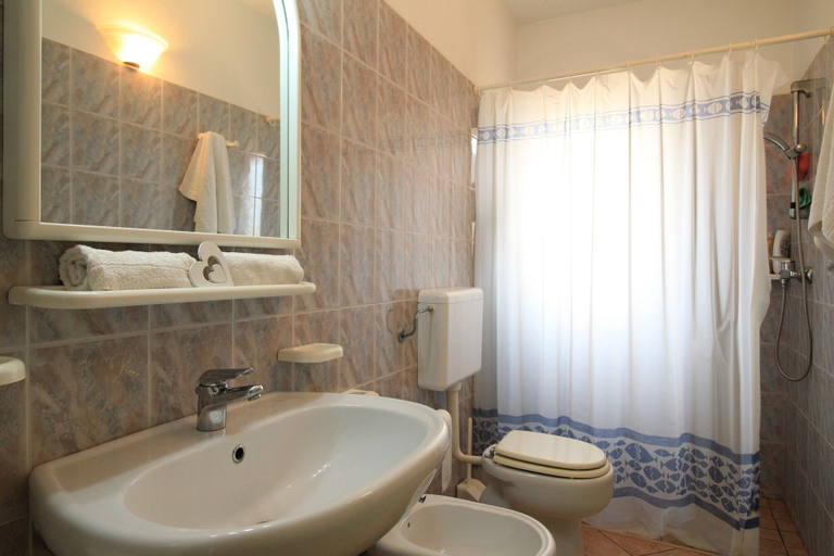Bathroom, Dora Lovely Country Home, Lecce