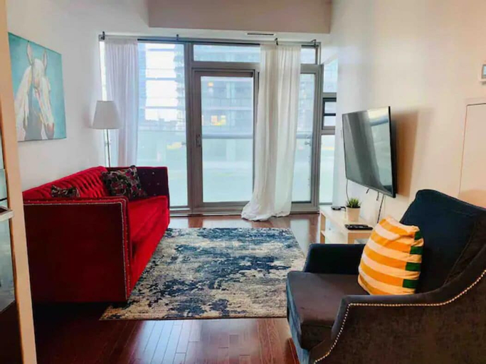 Bedroom 2, Aaira Suites, Toronto