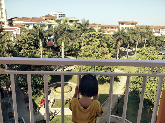 Others 5, Rabbit Motel, Huế