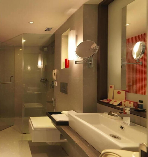 Bathroom 4, Zip by Spree Hotels at Woodrose Club, Bangalore
