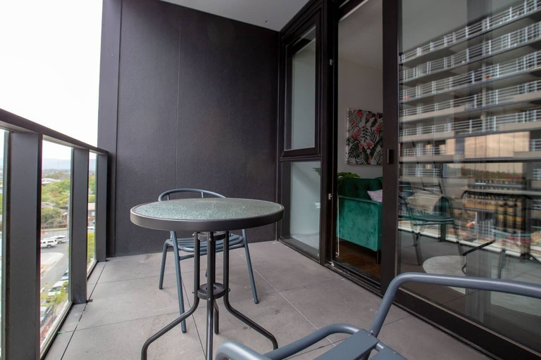 Others 4, Perfect Location 2 Bdrs Apartment@glen Waverley, Melbourne