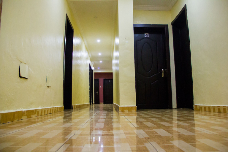Others 4, Glass House Suites Annex, Ifako/Ijaye