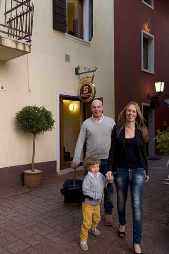 Exterior & Views 2, Suite & Breakfast 7 Vizi, Verona