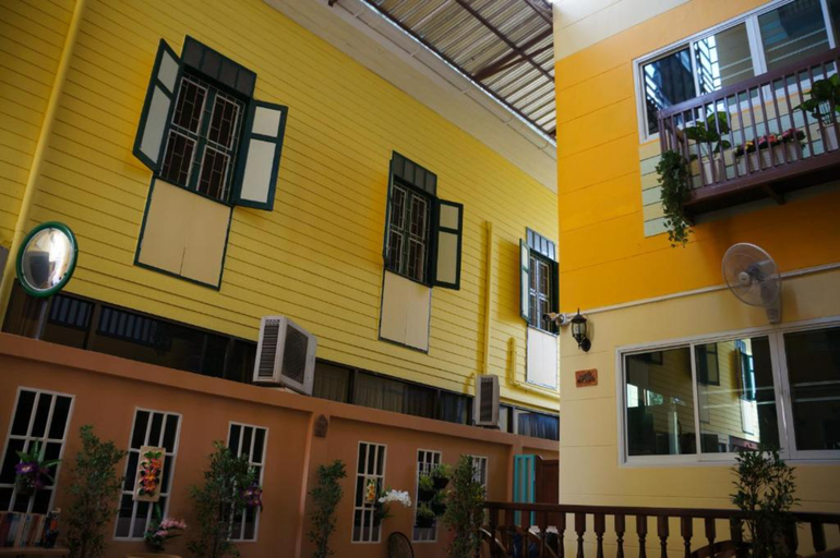 Exterior & Views 2, Samsen Sam Place, Phra Nakhon