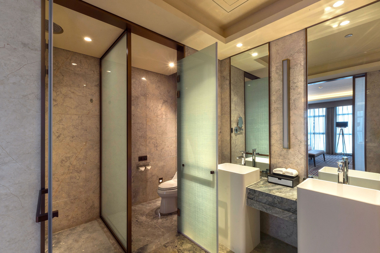 Bathroom 4, Ramada Plaza Wyndham Changsha Wangcheng, Changsha