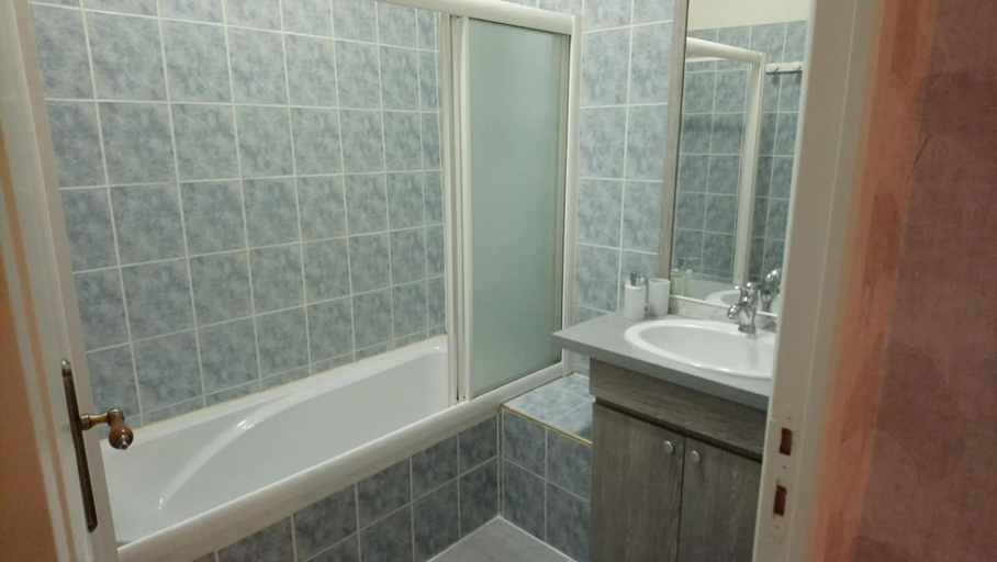 Bathroom 5, Le Logis de la Lande, Vendée