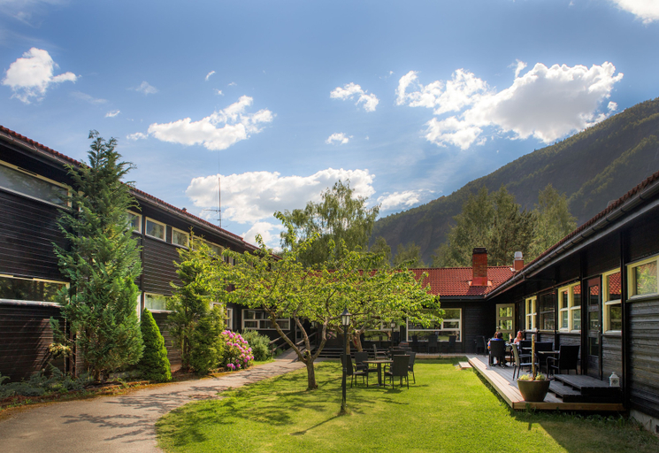Exterior & Views 2, Gaupnetunet Hotell og Hytter, Luster