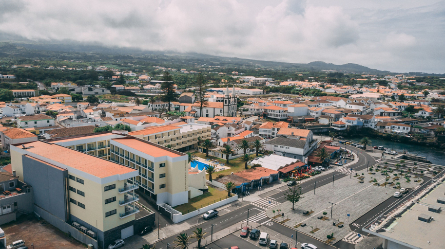Others 5, Hotel Caravelas, Madalena