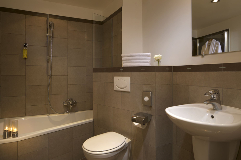 Bathroom 3, Hotel Parc Beaux Arts, Luxembourg