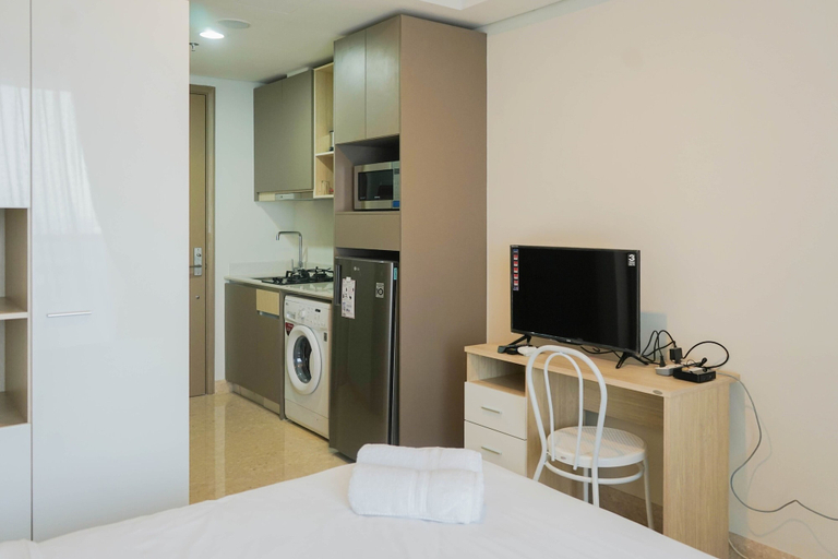 Bedroom 5, New Furnished Studio Sea View @ Gold Coast Apartment, Jakarta Utara