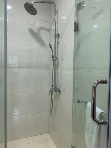 Bathroom 3, Hotel Emma, Hạ Long