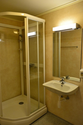 Bathroom 3, Vikedal Vertshus, Vindafjord