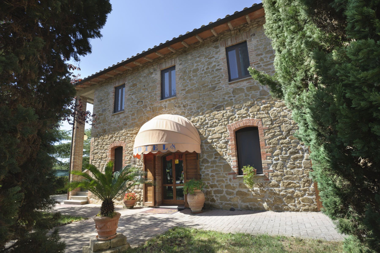 Exterior & Views, Hotel Villalago, Perugia