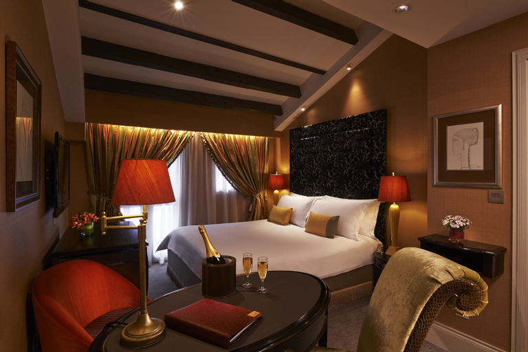 Bedroom 14