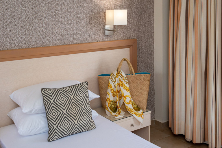 Bedroom 4, Dedalos Hotel, Crete
