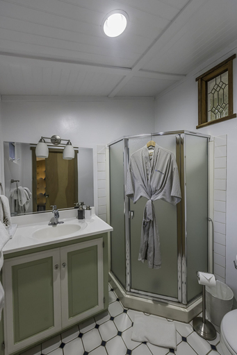 Bathroom 4, The Inn at Schoolhouse Creek, Mendocino