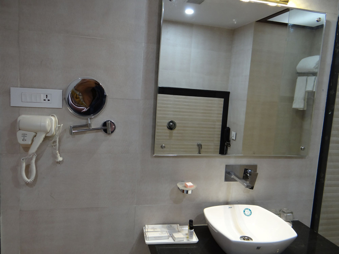 Bathroom 5, Hotel Tridev, Varanasi