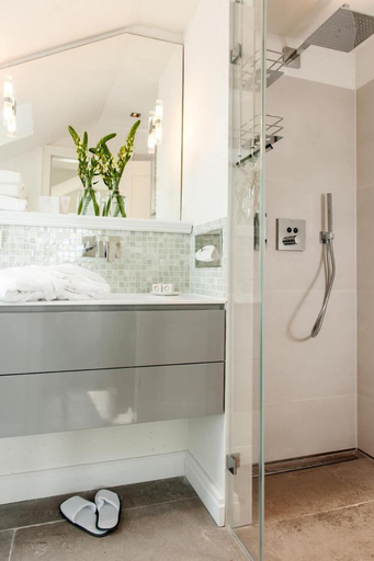 Bathroom 5, Hotel Sylter Zollhaus, Nordfriesland
