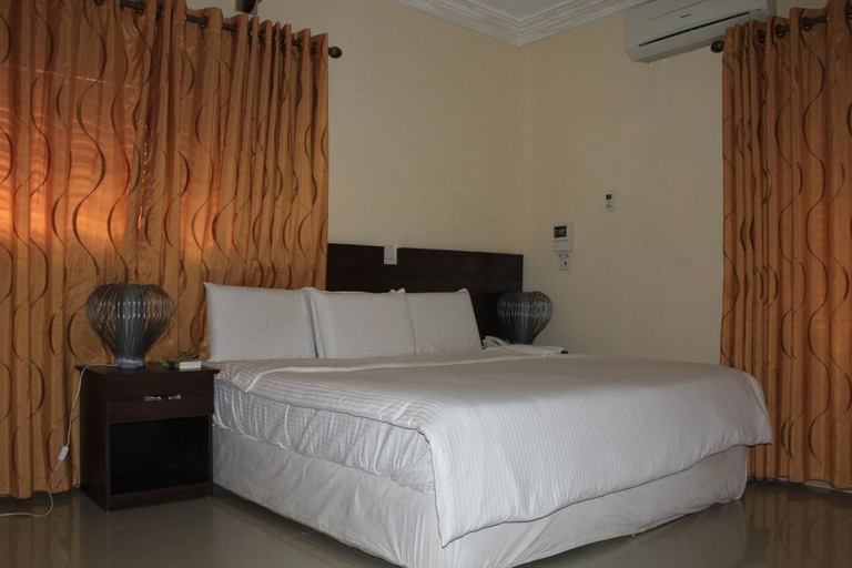 Bedroom 2, Tyndale Residence Ltd, Mainland