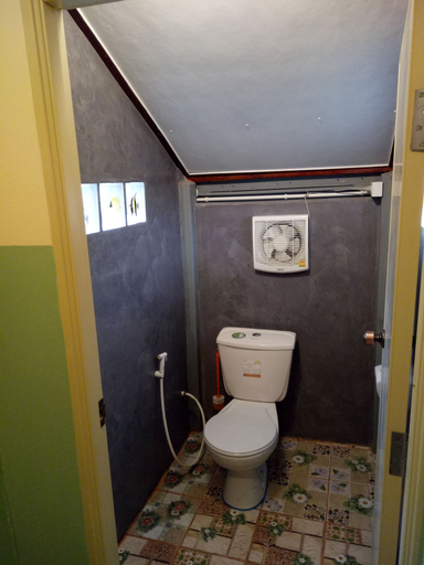 Bathroom 4, Phaiwan Baansawn Resort, Muang Chai Nat
