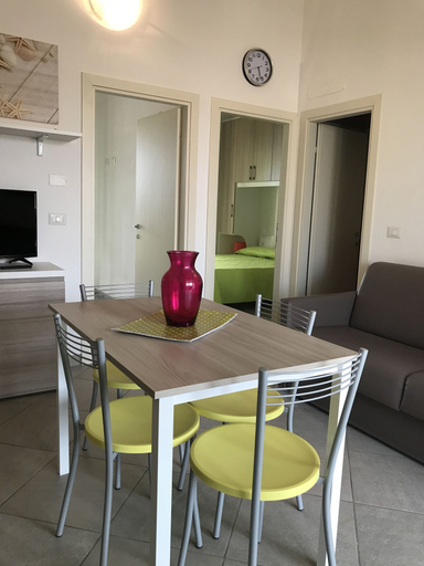 In-room dining, Tigli Piano Primo, Ferrara