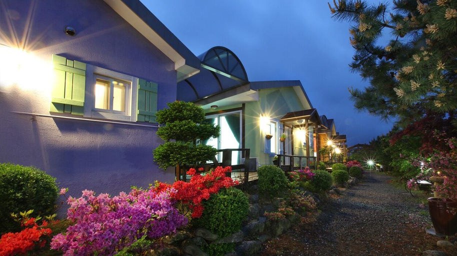 Exterior & Views 1, Ciel Pension, Yangyang