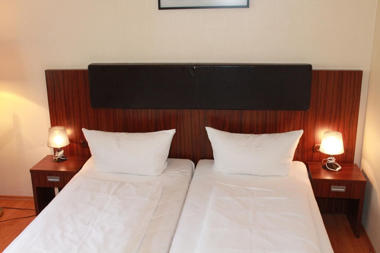 Bedroom 2, City Hotel Mercator, Frankfurt am Main