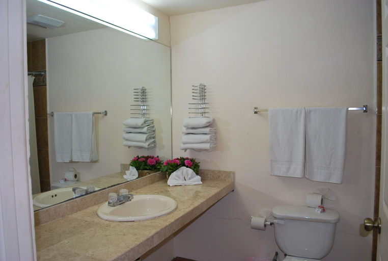 Bathroom 3, Hotel Baja, Puerto Peñasco