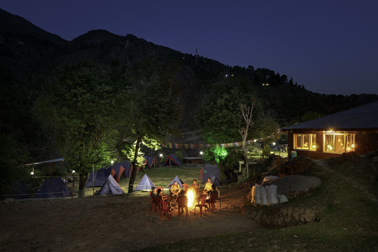 Triund Camps Riverside Resort, Kangra