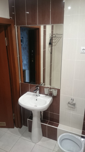 Bathroom 3, Family Apartments, Tuapsinskiy rayon