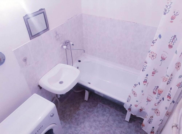 Bathroom 4, Inndays Podolsk on 43 Armii 21, Podol'skiy rayon