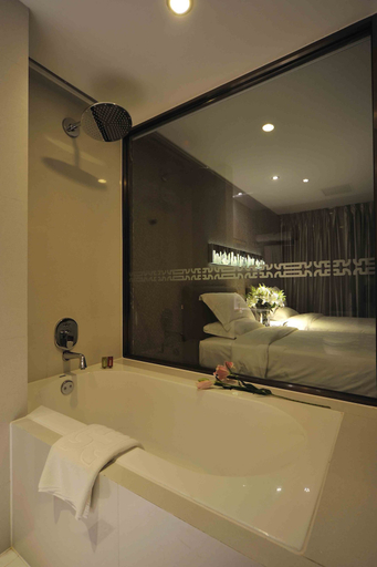 Bathroom 4, Kingtown Riverside Hotel Plaza Shanghai, Shanghai