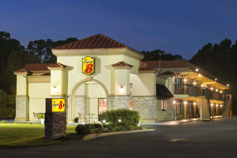 Super 8 by Wyndham Ormond Beach, Volusia