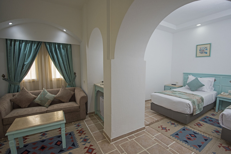Bedroom 3, SUNRISE Royal Makadi Resort - All inclusive, Safaja