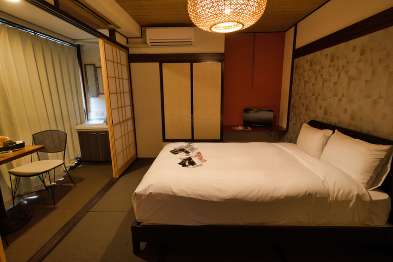 Bedroom 4, SAKURA River Side Stay Gero Onsen - Hostel, Gero