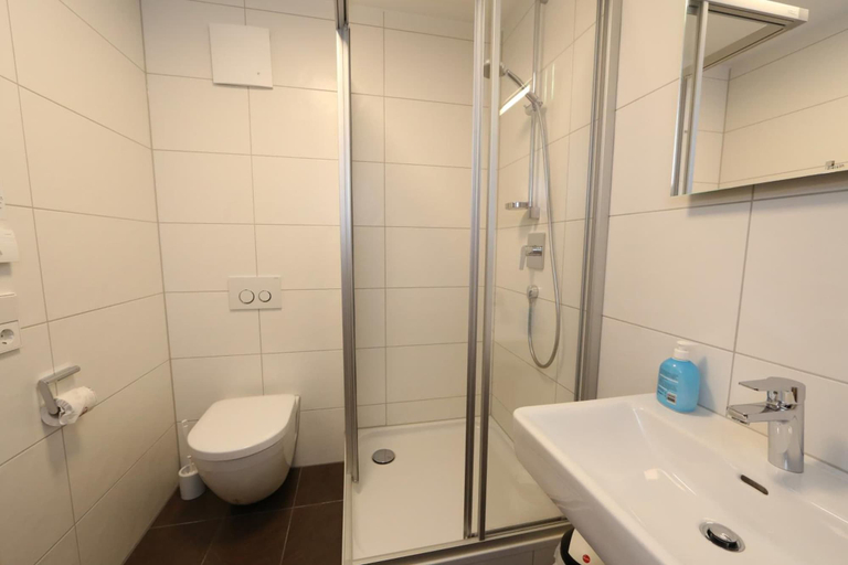 Bathroom 5, Leidringer Gästehaus, Zollernalbkreis