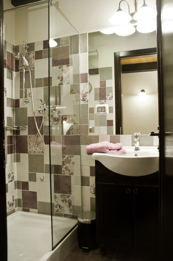 Bathroom 4, Arina Apartments, Brasov