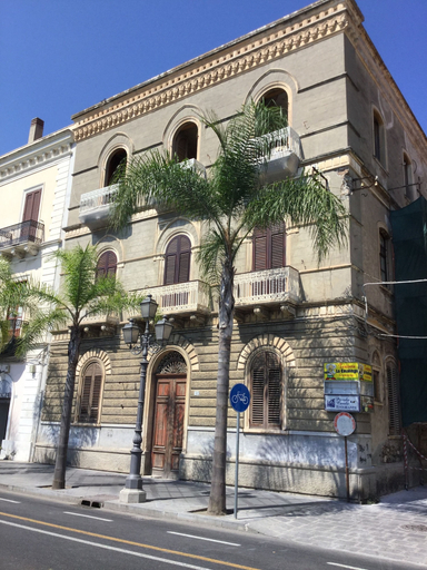 Exterior & Views, Marina Inn, Messina