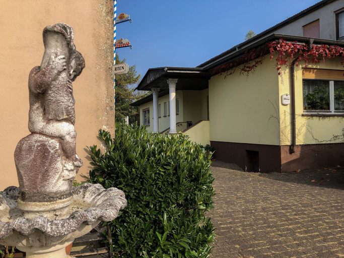 Exterior & Views 2, Hotel Restaurant Denis, Trier-Saarburg