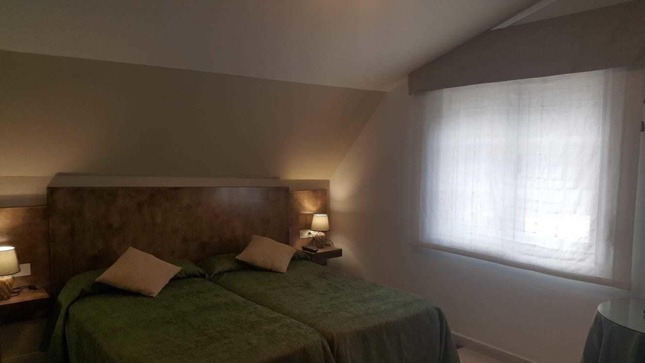 Bedroom 2, Hostal o Forno, A Coruña