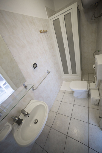 Bathroom 5, Hotel Biscari Catania, Catania