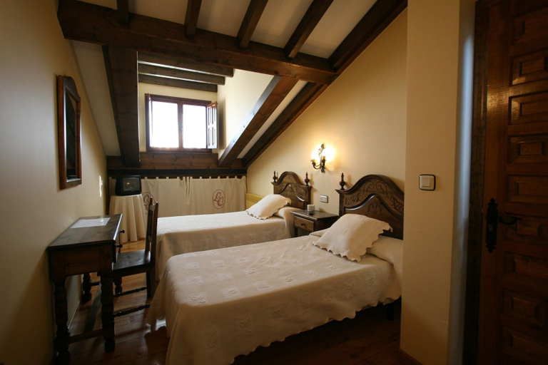 Bedroom 2, Posada La Colodra, Cantabria