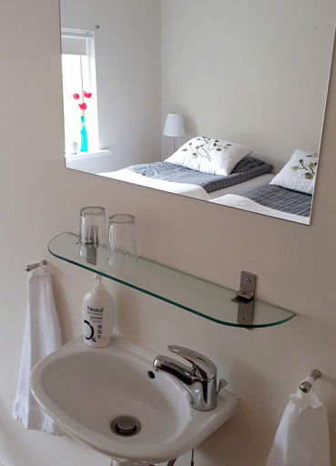 Bathroom 4, Guesthouse Bjarmaland, Vesturbyggð