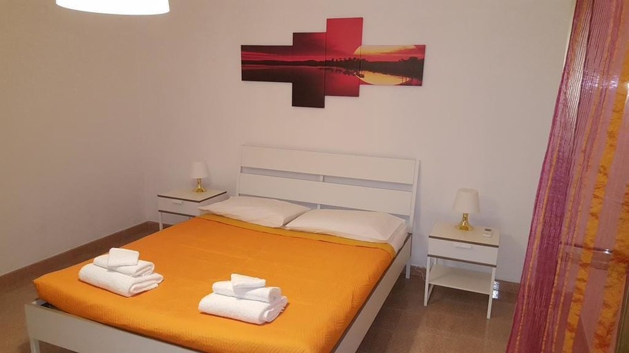 Bedroom 5, Casa Vacanze Visit Puglia, Bari