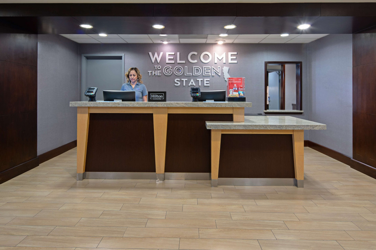 Public Area 2, Hampton Inn Visalia, Tulare