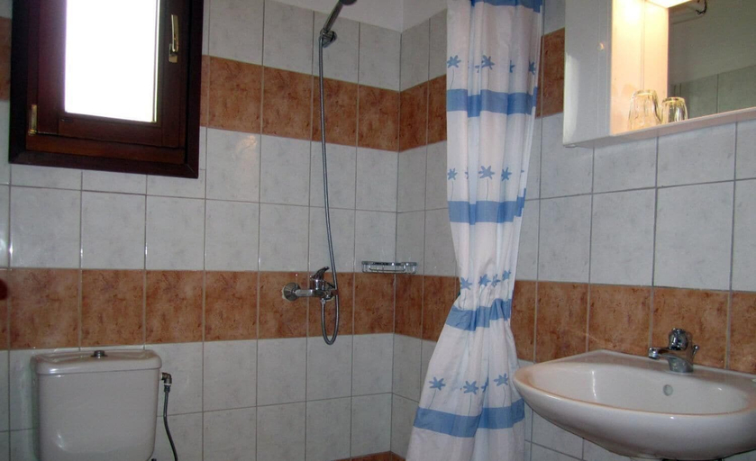 Bathroom 4, Tilos Fantasy Apartments, South Aegean