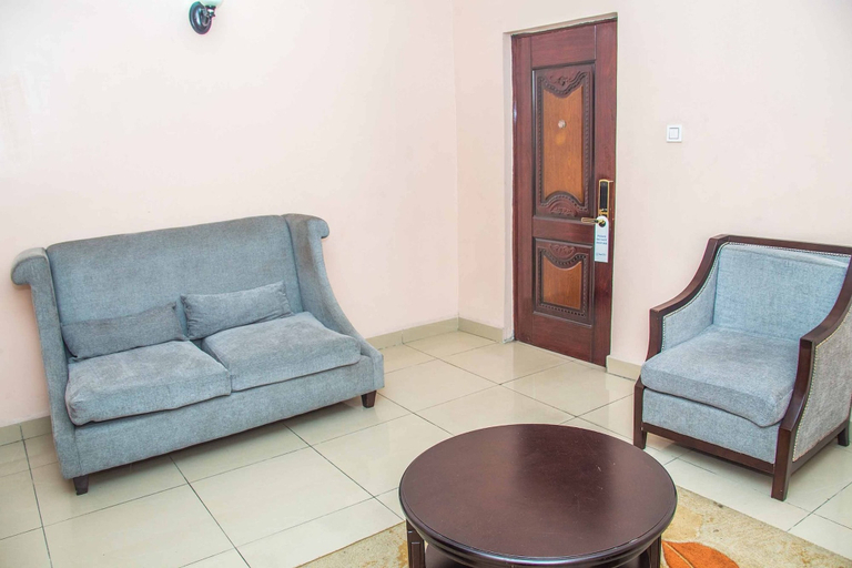 Others 5, Royal Crest Hotel And Suites, PH, Obio/Akp