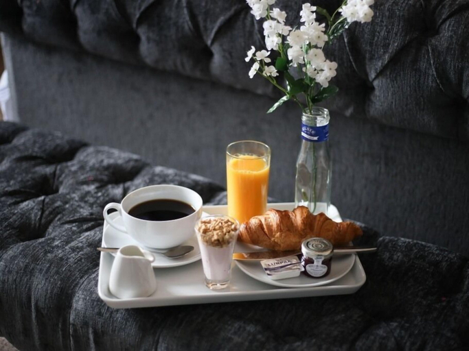 Food & Drinks 5, Colliery Cottage, Durham