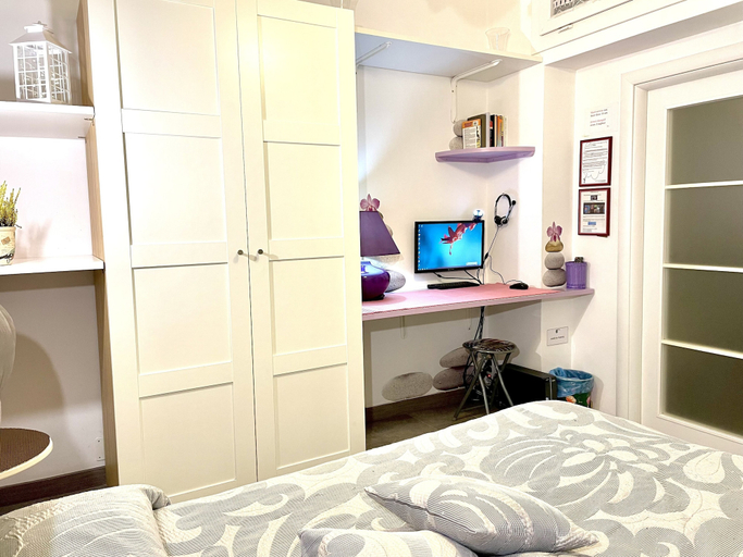 Bedroom 5, Bed and Breakfast Rhome86, Rome