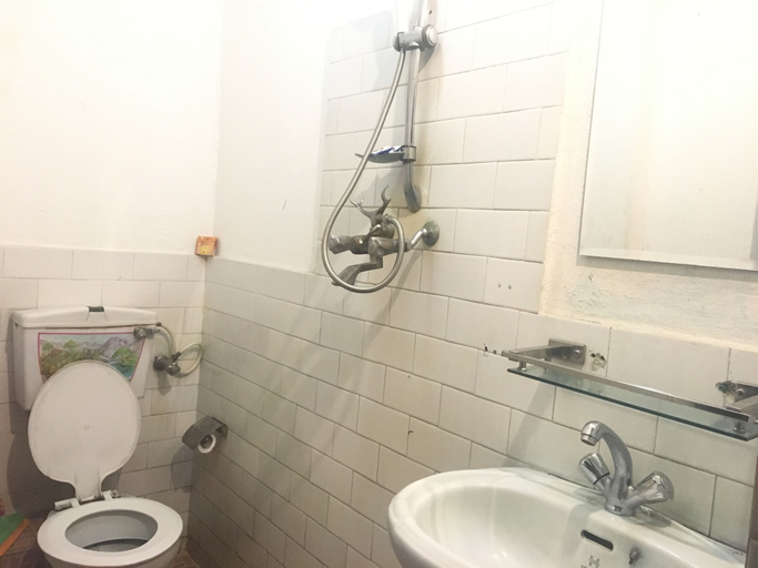 Bathroom 4, Hotel Silver Home - Hostel, Bagmati